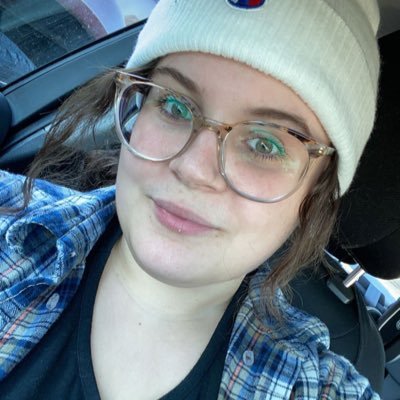 🍑EGH🍑 •🏳️‍🌈 • 🖤 • @embroiderybyamb ✨