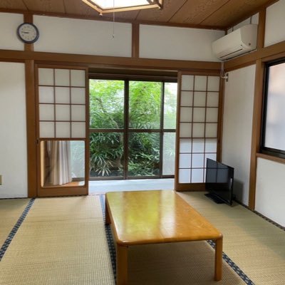 Concatenate_KYT's profile picture. 京都市山科区のレンタルスペースです。一軒家の1階をマルチスペース、2階をオフィススペース、駐車場をパークスペースとしてレンタルしています。スペースの情報、活用アイデア、イベント情報、運営のアレコレをつぶやきます。ご予約・問い合わせはぜひFacebookから♪