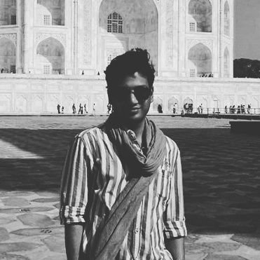 writeaway_in's profile picture. मैं वह नहीं हूँ, जिसे पहचानने की आपको आदत है।
–kamil
निरंतर प्रेम प्रसंग में।