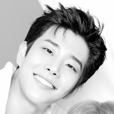 lx__MJ__xl's profile picture. 𝘐’𝘭𝘭 𝘨𝘪𝘷𝘦 𝘺𝘰𝘶 𝘮𝘰𝘳𝘦 𝘭𝘰𝘷𝘦 ❥ · ﾟ₊ #MJ