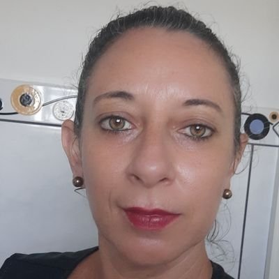 Nαõ soou peerfeeitα, neiim doonα dα veerdαdee.
Maaiis, soouu doonα dee miim, doonα dαss miinhαs voontααdees.
Amo meu Deus sobre todas as coisa!