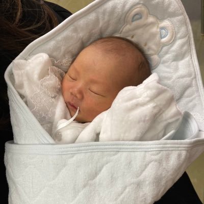 2022年1月6日に誕生しました!! ひなとくんの日常を投稿できればと思ってます(՞っ ̫ _՞)ᐝ YouTubeも始めたので下記URLよりぜひ( ᵒ̴̶̷̤໐ᵒ̴̶̷̤ )