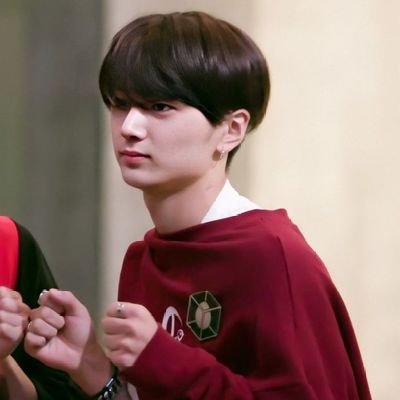 for my boyfie #JAY #ENHYPEN #JAEMIN #NCT ||
MENTAL BAJA^.^ || pencinta anak tunggal kaya raya || kinda ia📚 || NCTZENGENE💚🧡|| yang asli ada ✨🔥nya