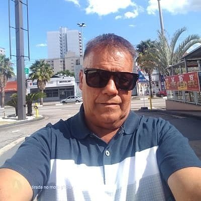 graduação logística, e pós graduação em tecnologia da informação, viva a liberdade espiritual, e viva paz mundial.