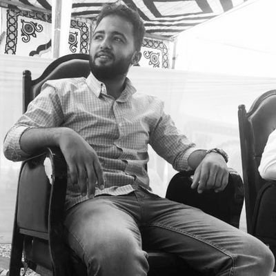 AhmedMo61299555's profile picture. كلنا كالقمر ، لنا جانب مضئ و جانب مظلم
و ما زالت للقصه بقيه ..