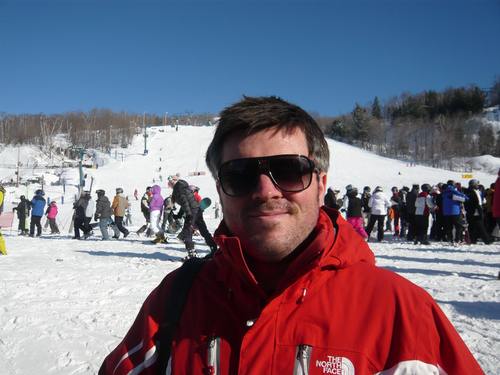 Casual_Ken's profile picture. Sports fan.