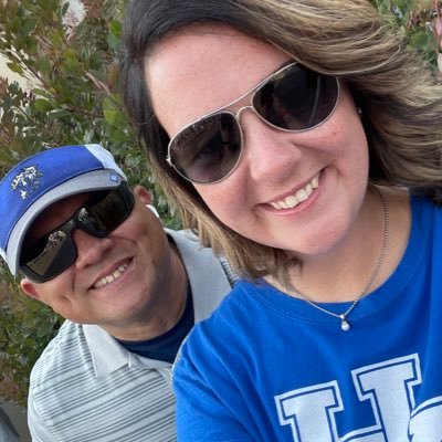 Retired Soldier 👨‍🏭,  Fan of the Kentucky Wildcats, and The Dallas Cowboys! From Tejas but Live in KY. Happily Married to Brandi Nicole ❤️