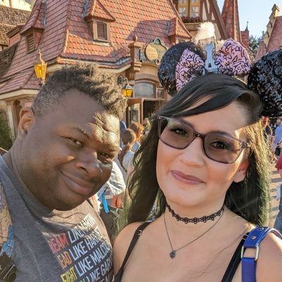 Disney Foodie-fessionals Showing you all the places vegans and omni's can eat.
The Home of Foodie and Chill
https://t.co/44yBhEWQMn