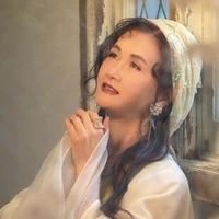 右と言われても否定しない。何よりも日本を愛し守りたい。先人が築いてきた日本国を繋ぎ子どもたちに明るい未来を。我々には責任がある。
携帯変えて新規登録になります。