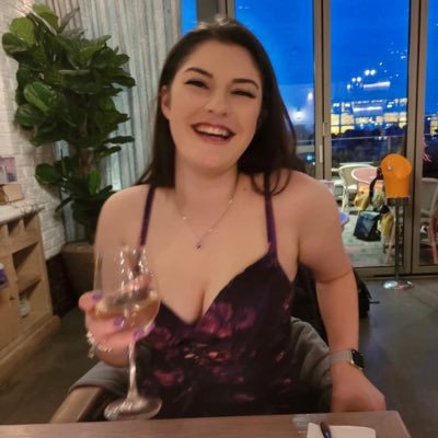 2020 Musical Theatre Graduate 🎓 Instagram: OliviaMarieDunne ✨