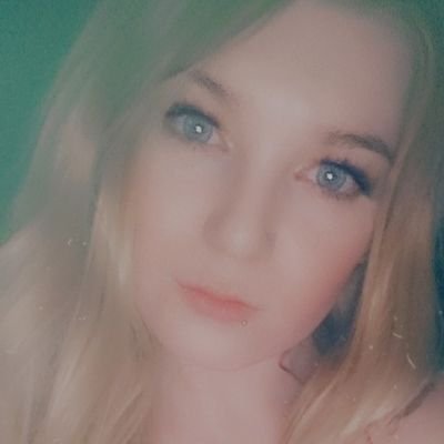 gigglepuff15's profile picture. 🔥 https://t.co/bKPv62R2ZD 🔥
Check out my channel, have a chat, lurk or give me a follow!!♡=♡
Give some love to the #Teamemmmmsie fam!!😊 
*Twitch affiliate* 🖤