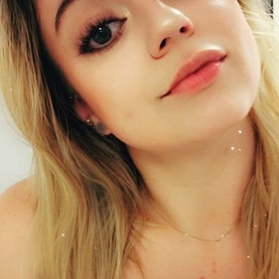 GeorgiaAnnBell's profile picture. BLM, Pro-Choice, Saturn's Daughter, Pagan.                                                                                     
she/her