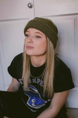 just a tiny queer trying to survive living in Alberta