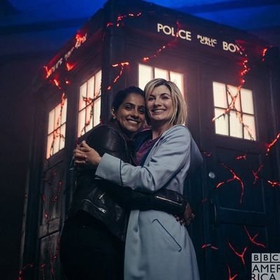 Lesbian 💗🧡🤍 || Doctor Who and Thasmin obsessed!! || 💙💙