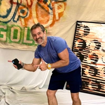 #Artist & #nftcreator Telling stories of #golf through mixed-media art and #nfts Join me as I introduce the worlds first Fine Art #golfnfts https://t.co/8Sqn9BpYOm
