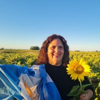 Luz Lasala (@luzderecoleta) 's Twitter Profile