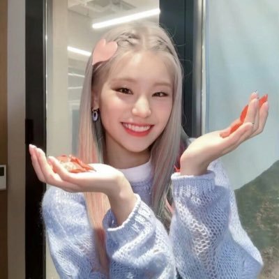 ♡ itzy • stray kids • gidle • seo soojin • katseye • le sserafim • nmixx • jini • xg • pixy • chungha • babymonster • the vamps • 5sos • tate mcrae ♡