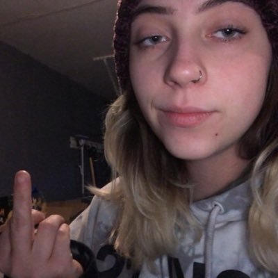 Lillian27048461's profile picture. 20, Also I'm posting whatever I want so fuck you.