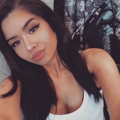 JenMelissaOrell's profile picture. 