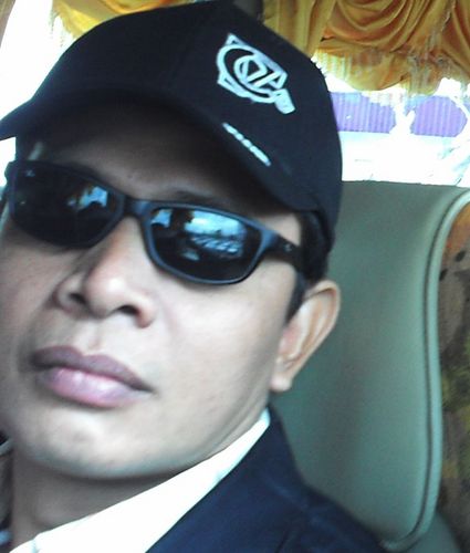 TTL:Muara Enim,31 Agustus,Agama:Islam,Pendidikan Terakhir:S2(MM-SDM)Pekerjaan:Mengabdi Pada Negara,apa lagi yaa..