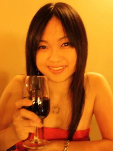 nikki_stargirl's profile picture. Interested in iPhone App dev and have contributed in a couple of them. Loves traveling and crazy about updating :) Currently in love with Piceditor7 iphone app