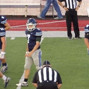Plainview High School
hudle: buddiejackson
DE, FB
204IB
6ft
sport: football