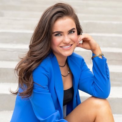 katie_pratt7's profile picture. 🤠TX @KatiePrattTV