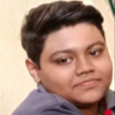 om_9b's profile picture. 