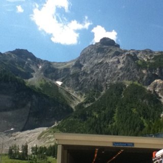 jetromijn's profile picture. 