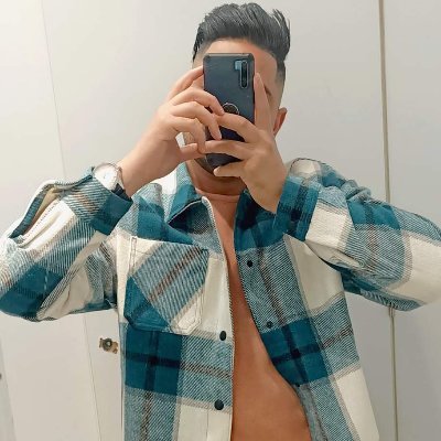 hasnisahraoui's profile picture. Que de lourd les vrais!