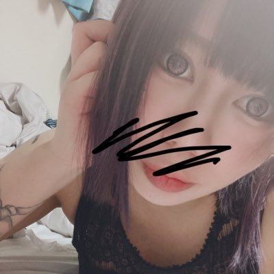 人権と理性と恥を全て胎盤に忘れてきました( ◜▿◝ )#あっくんしか勝たん #しなもてゃしか勝たん