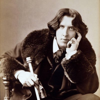 Founded in 2019, the Italian Oscar Wilde Society promotes the dissemination of the work and public persona of Oscar Wilde in Italy and elsewhere.