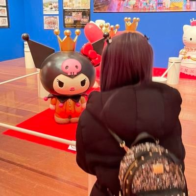 淡くて甘いノイローゼ
     職業:夜の蛾⋆͛🦋⋆͛