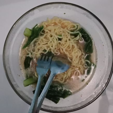 first akun cuma pencitraan, yang asli yang ada badak nya_-
