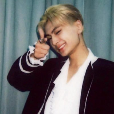 ykyk_0204's profile picture. she/her 17 ~ bns♡