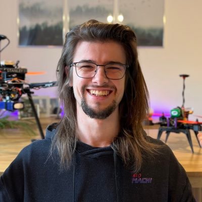 Full-stack software engineer. Maker of computer science-y stuff: https://t.co/u0qUR27khb. Code stuff on GitHub: https://t.co/kIL9avAc42. Vegan.