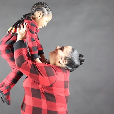 yojayejaye's profile picture. 