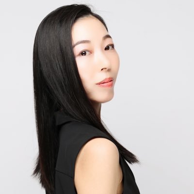 影山ミクです🍖 吉本興業所属/女優/イベント主催/劇団そとばこまち ダンス部/ #肉巻きおにぎりの会 よろしくお願い致します。🌸#舞台幕が上がる 💚 2025.1/5主催イベ💃 🌸#幕末2025 🍡10/22 #しらたまお助け店長 🍖6月 #居酒屋ミクりん 👘 #和製吸血鬼伝 第二章12/11〜14