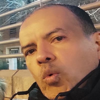 Ir en bicicleta. Comer saludable. Krav Maga. Leer d todo. El Inconsciente, el mejor descubrimiento del s.XX. Ayuda mutua, lo estrategia para enfrentarse a todo