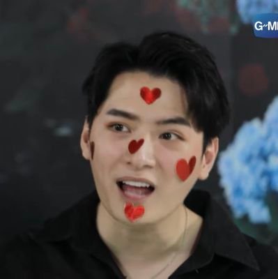 Yuuunnn15's profile picture. Just a fan.