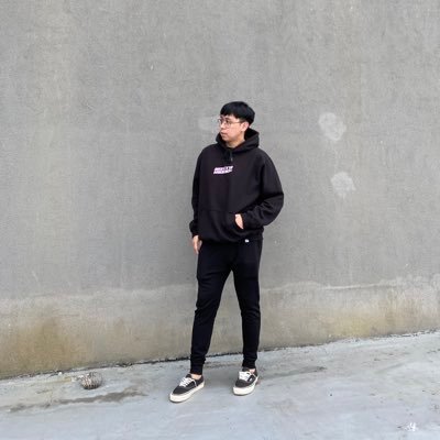 dzlpnc's profile picture. Love me without condition