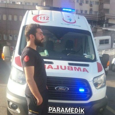 ParamedikMert's profile picture. İstanbul / 112 ♥️
Amatör tiyatrocu 🎬 
MAÜ ~ Paramedik   Dicle ~ İktisat Öğrencisi