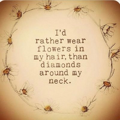 lynmacKin's profile picture. 