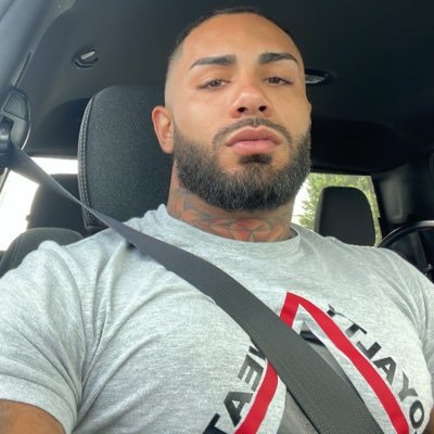 hobson850's profile picture. proudly to be gay