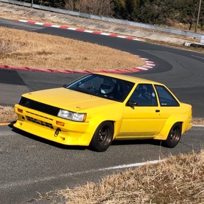 AE86乗り。4スロ教の教祖やってます。ハチロク専用垢 YouTubeチャンネル 「PADDY GARAGEチャンネル」をやってます!ハチロクの整備、チューニング等々、普段やっている事をまとめてます!是非ご覧ください!