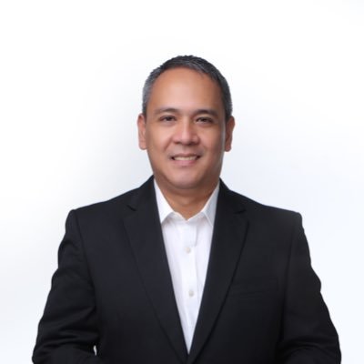 trsgutz's profile picture. digital transformation advocate/former banker/economist