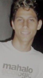 Bahiano, Torcedor do BAHIA, Curso o 1º ano do ensino médio, gosto muito de jogar FUTEBOL e é isso. É NOIZ