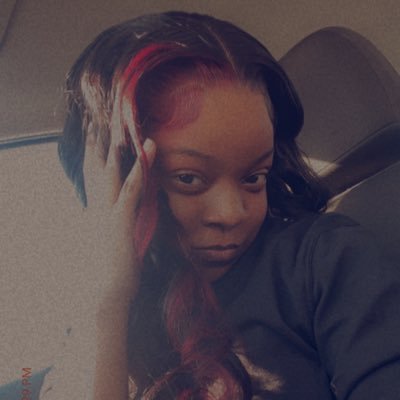 SnapChat: LiyahDaBratt.01 👻 FaceBook: Aåliyah Richardson 🍭🧸 Instagram: LiyahDaBratt001 📸 • Single 🦋❤️ ClassOf22’ 🎓
