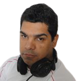 Deejay + Produtor Musical + Cristão Kardecista + Armamentista + Amo Animais + Brasil Acima de Tudo. Deus Acima de Todos. Sigo todos da Direita.: SDV