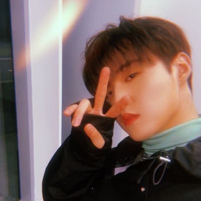 the youngest deity, kim doyoung.  (2003)